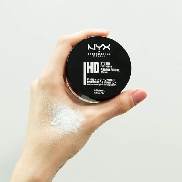 NYX PROFESSIONAL MAKEUP HD Studio Finishing Powder, Loose Setting Powder - Translucent Finish - Image 2